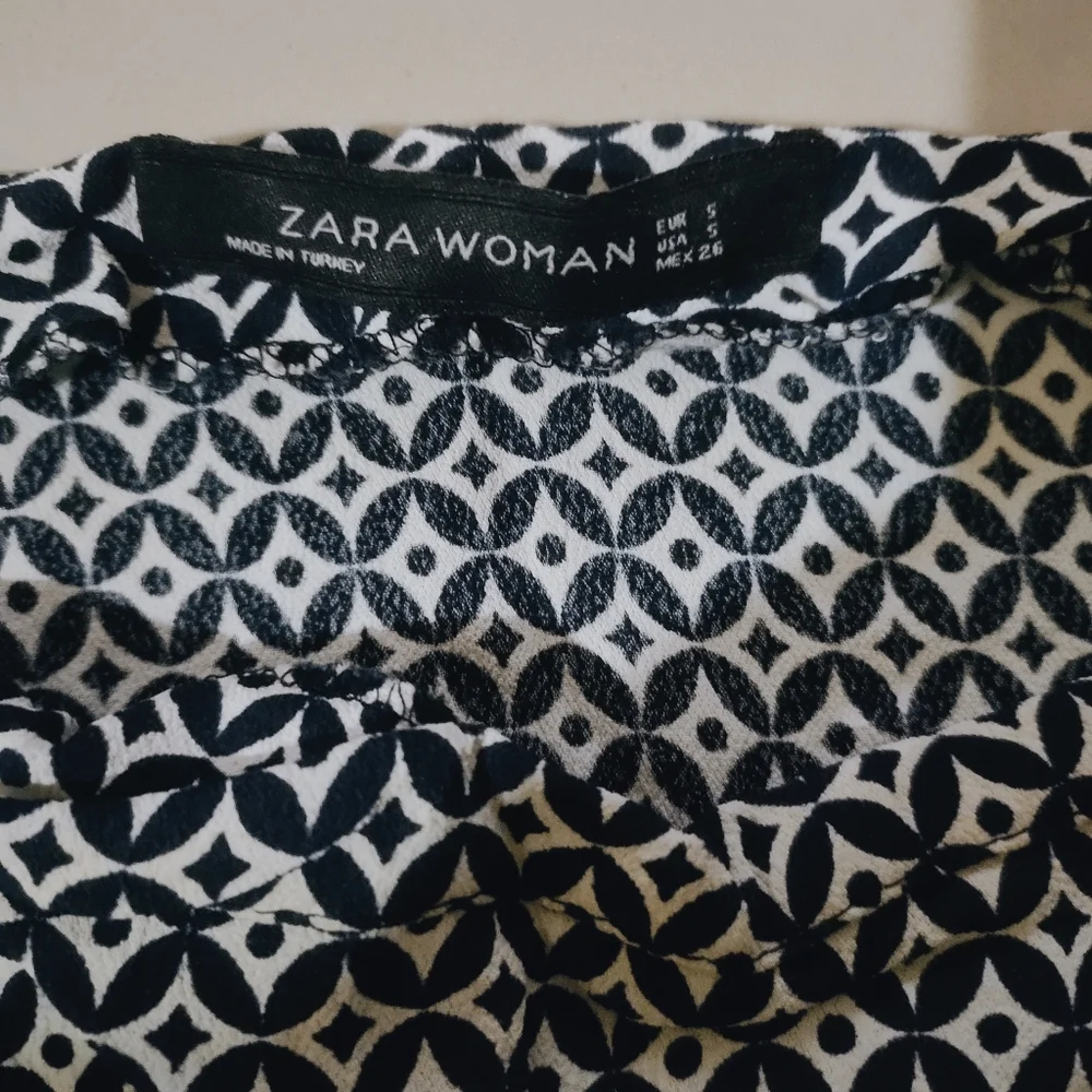 Zara textured fabric top - Picture 8 of 8